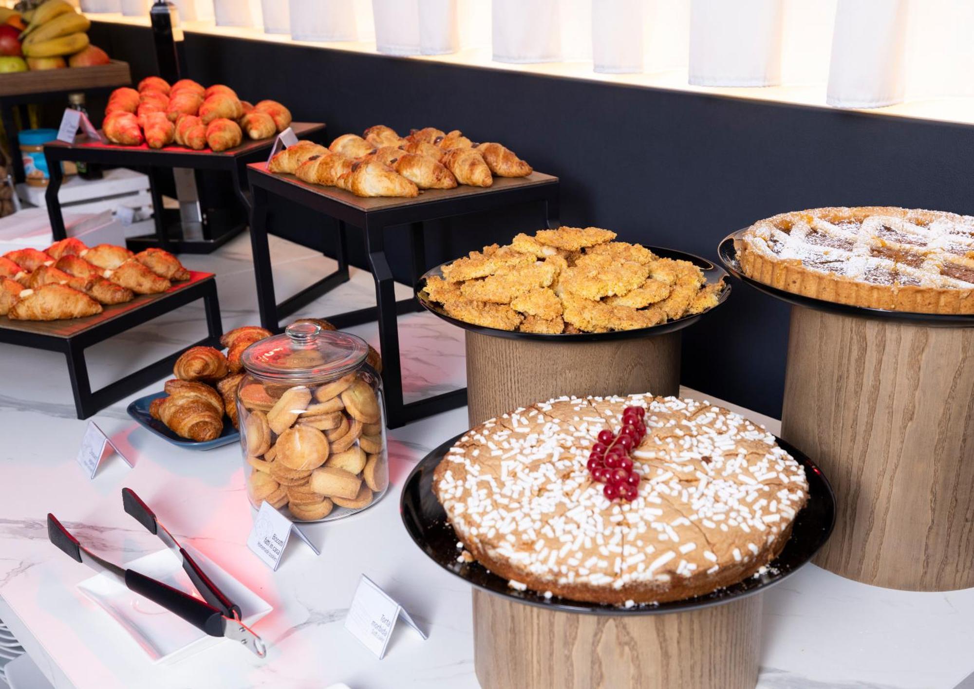 Best Western Plus Hotel Farnese Parma Exterior foto