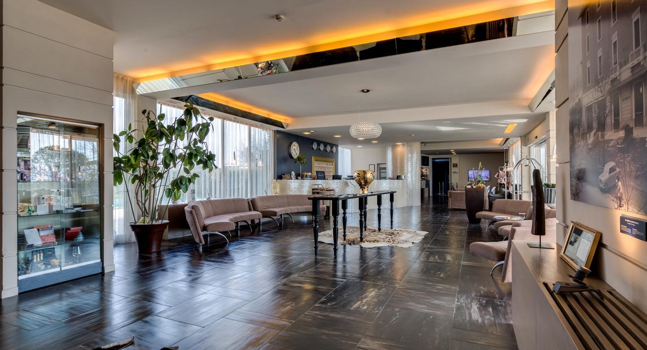 Best Western Plus Hotel Farnese Parma Exterior foto